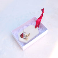 Scented soy candles made in the Philippines. We ship nationwide. We also accept customization for souvenir, giveaways, and corporate gifts.